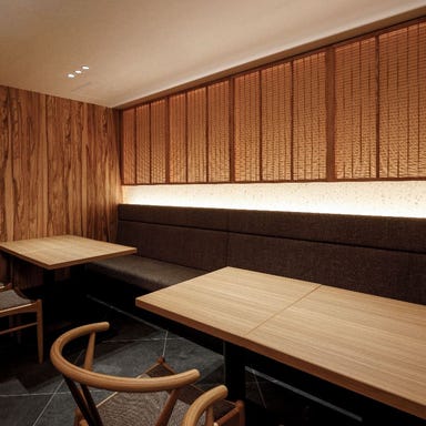 æ±æžåããªãå²ç¹ ã庵 æ¢
ç°éªæ¥ã°ã©ã³ããã«åº_èœã¡çããé°å²æ°ã®å宀空éã5ïœ10åæ§ã