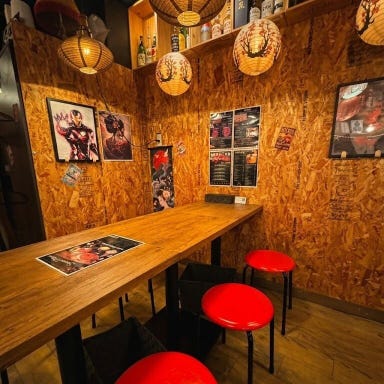 麻辣四川料理と本格薬膳火鍋専門店 神戸南京町 麻辣朋友!_テーブル席