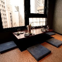 日本酒と海鮮 痛風屋 新宿歌舞伎町店_プレミアム単品飲み放題＜2時間制＞3,300円　２０種類以上の日本酒が飲み放題！