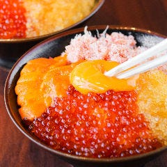 日本酒と海鮮 痛風屋 新宿歌舞伎町店_【名物】痛風丼