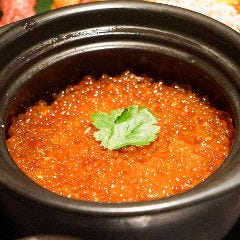 日本酒と海鮮 痛風屋 新宿歌舞伎町店_いくらの土鍋飯