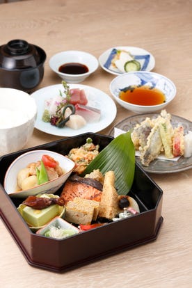 ランチならここ 丸の内の和食でおすすめしたい人気のお店 ぐるなび