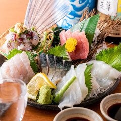 地酒100種飲み放題と季節の和食 UMAMI（うまみ） 日本酒弐番館