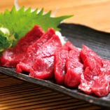 熊本馬刺しやもつ鍋など九州直送の食材をお楽しみください！