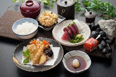 すみれ 　　　　　　　　３５００円