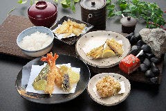 山　吹 　　　　　　　　３５００円