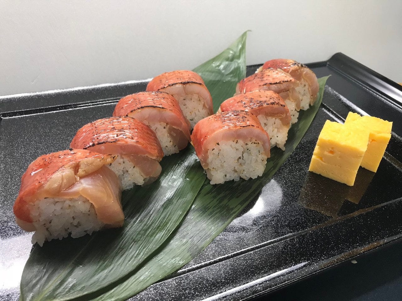 名物 金目鯛炙り棒寿司