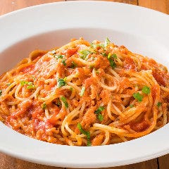 ゆであげパスタ ピザ ラ パウザ 新宿伊勢丹前店 新宿 イタリアン イタリア料理 ぐるなび