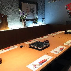 和旬洋彩 B．B橋 