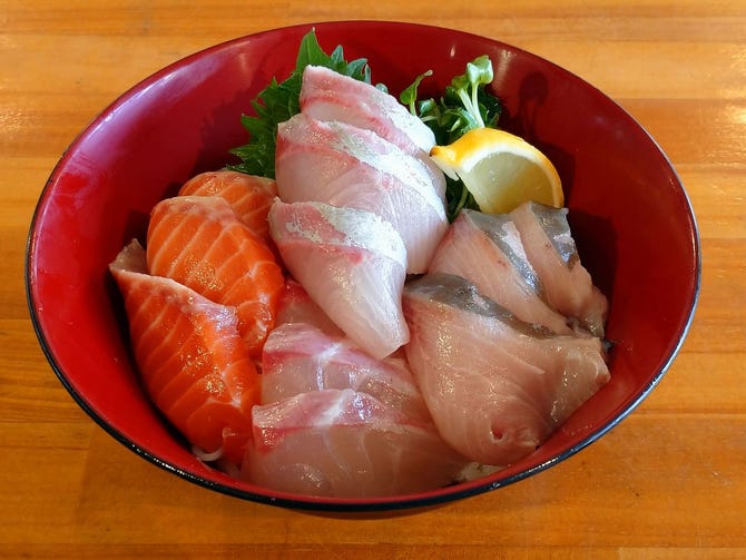 魚 朝採れ鮮魚の海鮮丼 Kamakura 鎌倉 海鮮 海鮮料理 ぐるなび