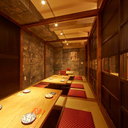 ゆったり個室 田町 三田で食事 ディナー 人気の完全個室 ソファー席など ぐるなび