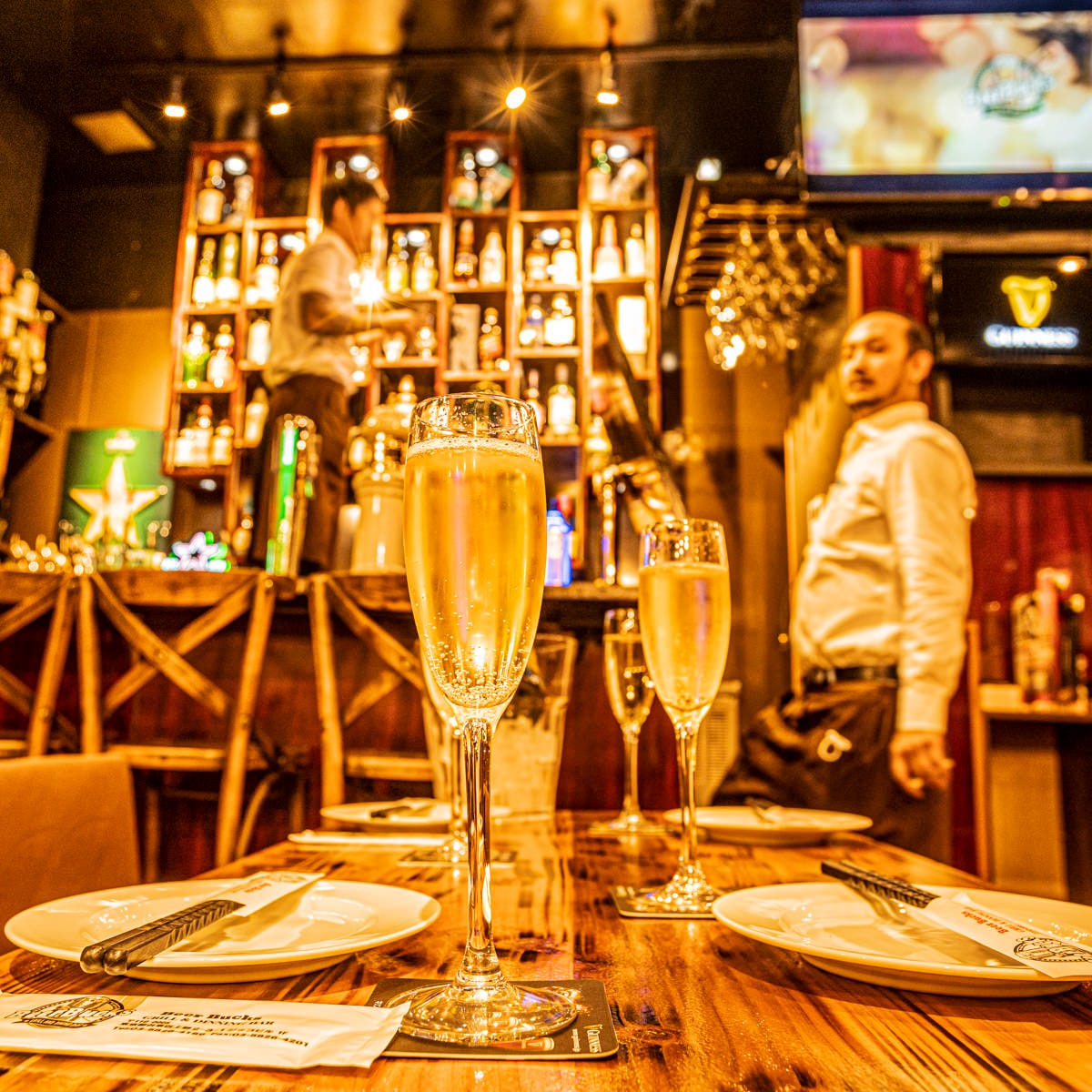 テーブルカット本格シュラスコ食べ放題 ミートハウス 上野店 店内 楽天ぐるなび