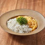 釜揚げしらすと大葉のパスタ焦がしバター醤油風味