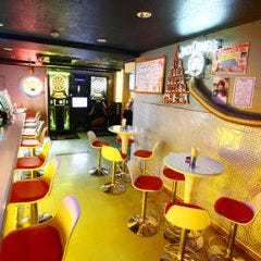 LOOP 秋葉原 メイドダーツバー