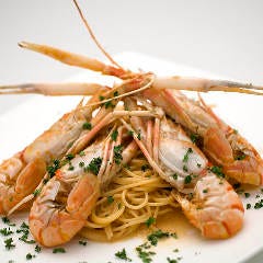 旬素材をご堪能いただける季節のおすすめメニュー表もございます