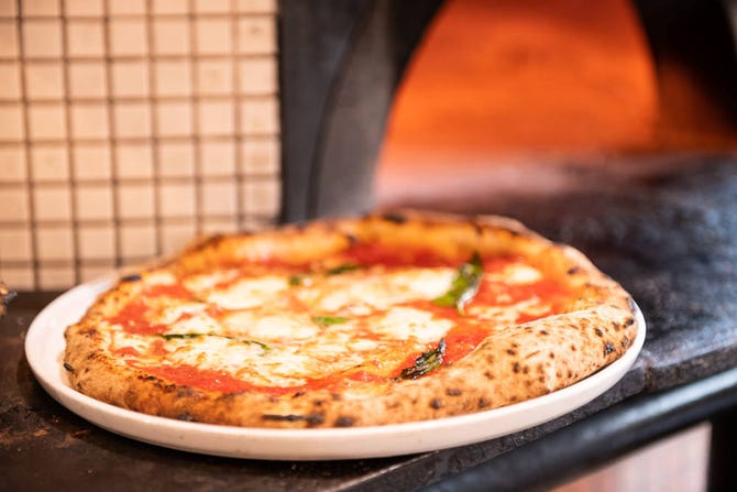 Pizzeria L Alba Di Napoli ラルバディナポリ 沼津 イタリアン イタリア料理 ぐるなび