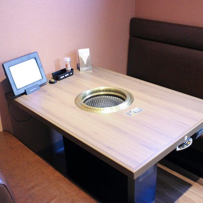 ゆったり個室 佐貫駅近くの居酒屋でおすすめ 人気の完全個室 ソファー席など ぐるなび