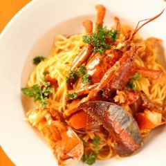 オマール海老と季節野菜を入れて濃厚ビスククリームパスタ