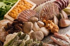 鮮魚とフレンチの融合　日本全国の優れた魚介類を駆使したしたスペシャリテの数々