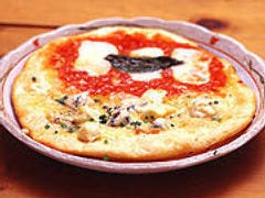 定番マルゲリータから和風ピザ迄
幅広いお味で提供しています
