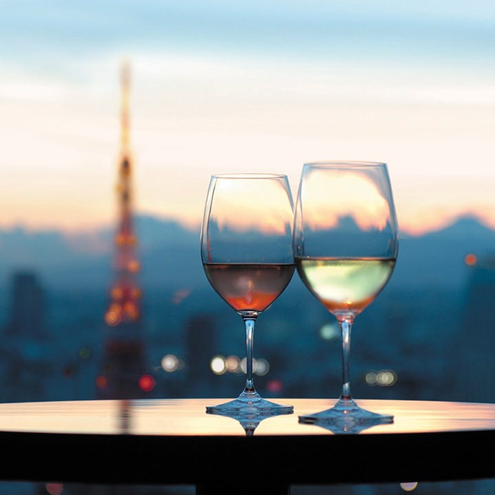 スタイリッシュな空間で二人だけの濃密な時間をお楽しみください