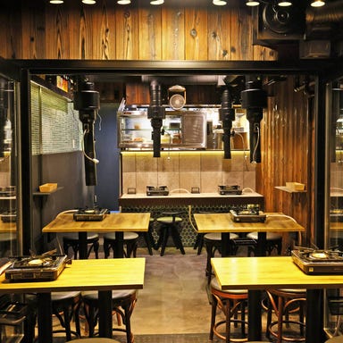 軍鶏焼き酒場 花ちょうちん天五店_【全席喫煙可】テーブル席