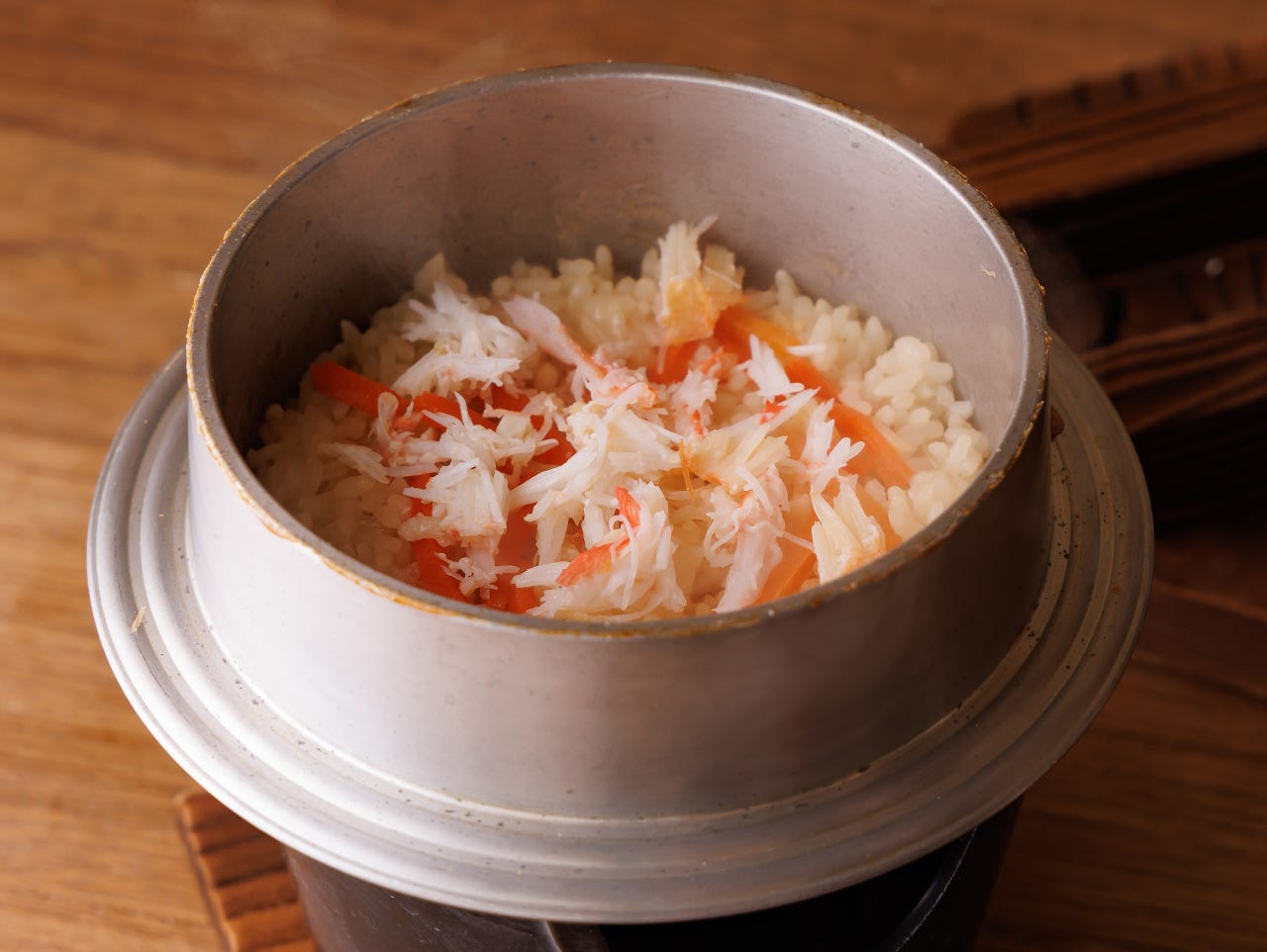 かに釜飯、638円税込