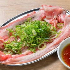 厳選肉をほぼ全品３８０円以下で提供