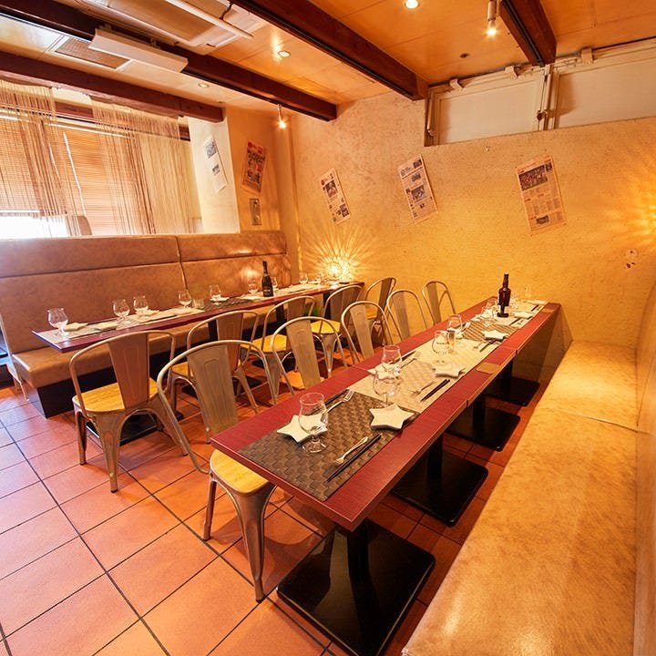 和牛寿司 肉バル Bison バイソン 八王子店 店内 ぐるなび