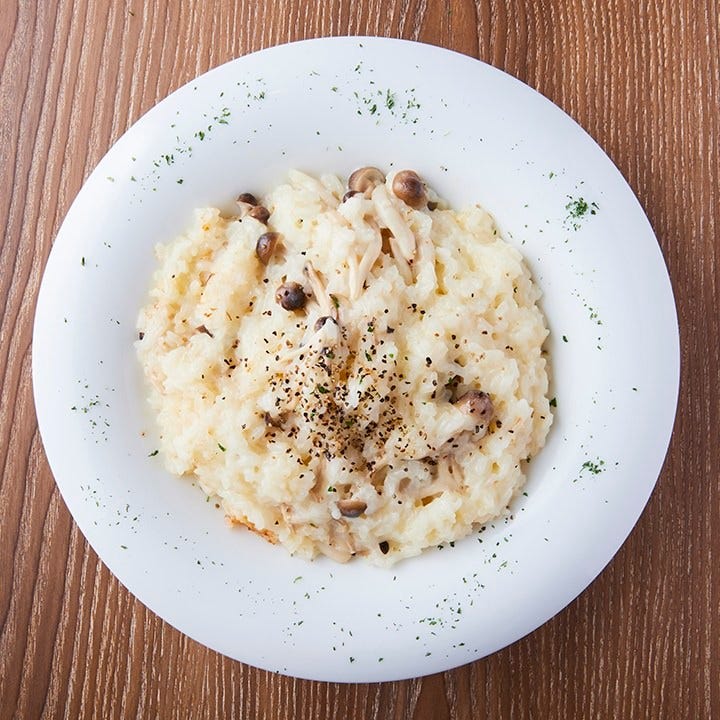 和牛寿司 肉バル Bison バイソン 八王子店 食べ飲み放題2500円