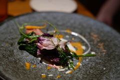 欧州鴨胸肉のローストオマール海老の濃厚なアメリケーヌソース