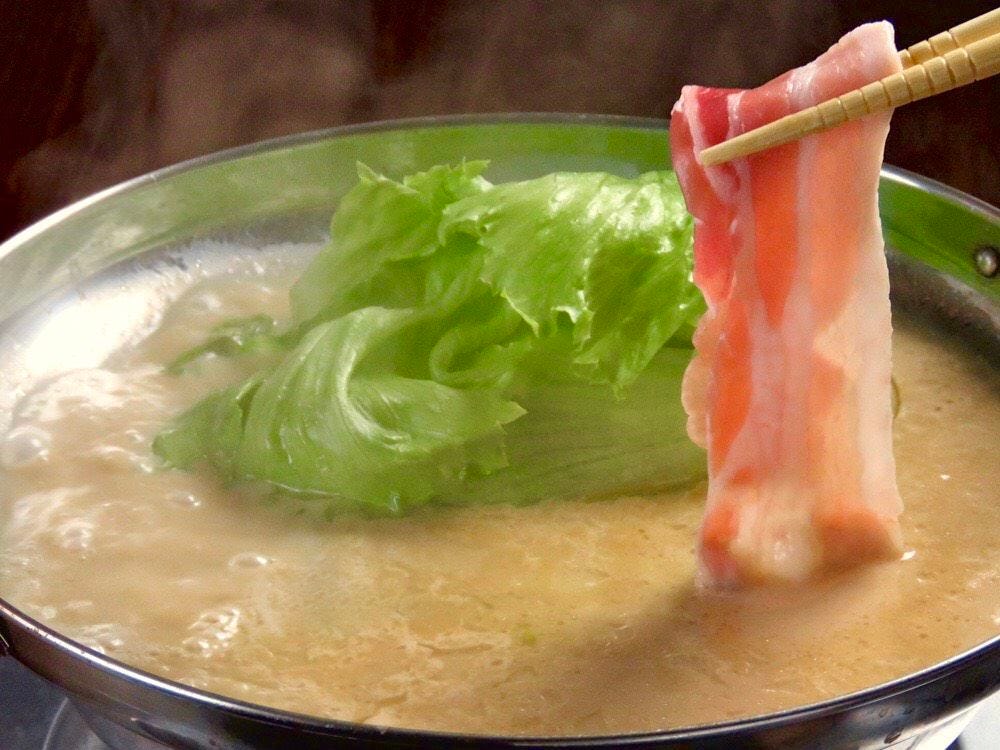 濃厚鶏白湯スープと旨味豚のレタしゃぶ 鍋コース 4500円 1分飲み放題付の詳細 手羽先の鶏ヒロ 小倉北区 居酒屋 ぐるなび