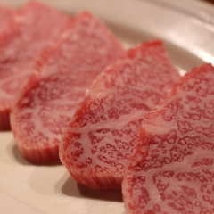 YAKINIKU＆WINE TO‐KA HANARE_トモ三角