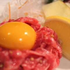 YAKINIKU＆WINE TO‐KA HANARE_CLASSICユッケ（タレ）
