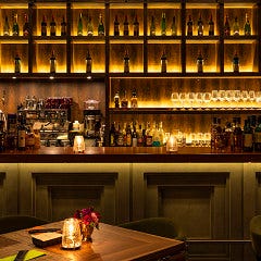 お仕事帰りに1杯。ぜひカウンターで一休みしてご帰宅ください