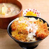 三元豚ロースのカツ丼定食