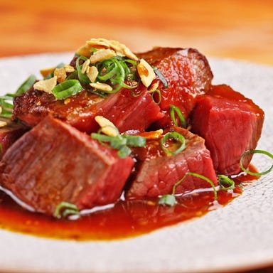 炉端と海鮮 天王寺居酒屋 本店_和牛のレアステーキ