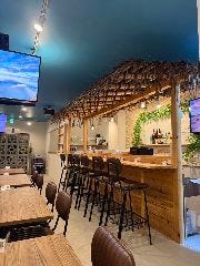 Diningbar 波の家