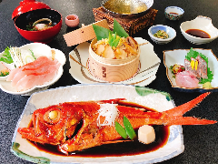 徳造丸網元料理下田店の画像