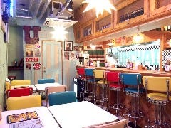 UNCHAIN DINER ＆ BEER BAR 