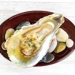【定番オススメ】ガーリックバターソースと香草パン粉の焼き牡蠣