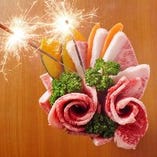 【肉ケーキ】記念日・誕生日のお祝いに【サプライズでお祝いを♪】