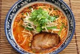 トムヤムラーメン　チャーシュー入り