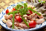 タイサラミのハーブサラダ「ヤム・ネーム」