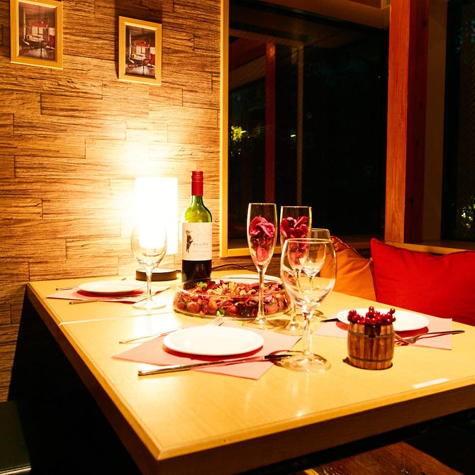 完全個室×肉バル 肉の王様 新横浜本店（新横浜/居酒屋） - ぐるなび