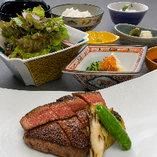 【国産牛フィレステーキの御膳】