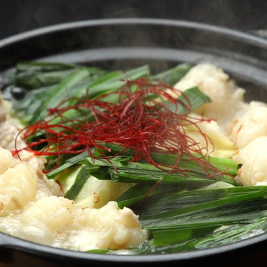 富士山横丁_【デラックス横丁プラン】おすすめ2品・焼き鳥・博多もつ鍋等全7品+120分飲放付!5500円(税込)