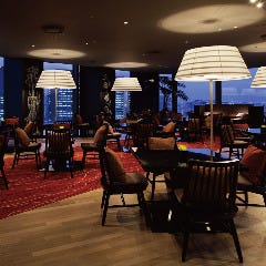restaurant CELLY with SKY BAR