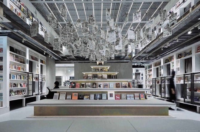 Book And Bed Tokyo 心斎橋 心斎橋 カフェ ぐるなび