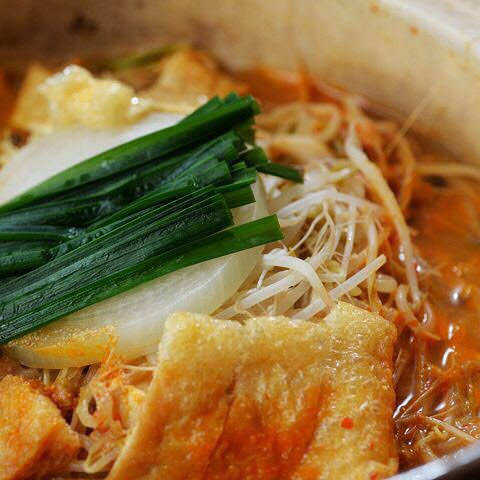 広島では珍しい≪からから鍋≫は辛さが特徴！〆までご堪能あれ！